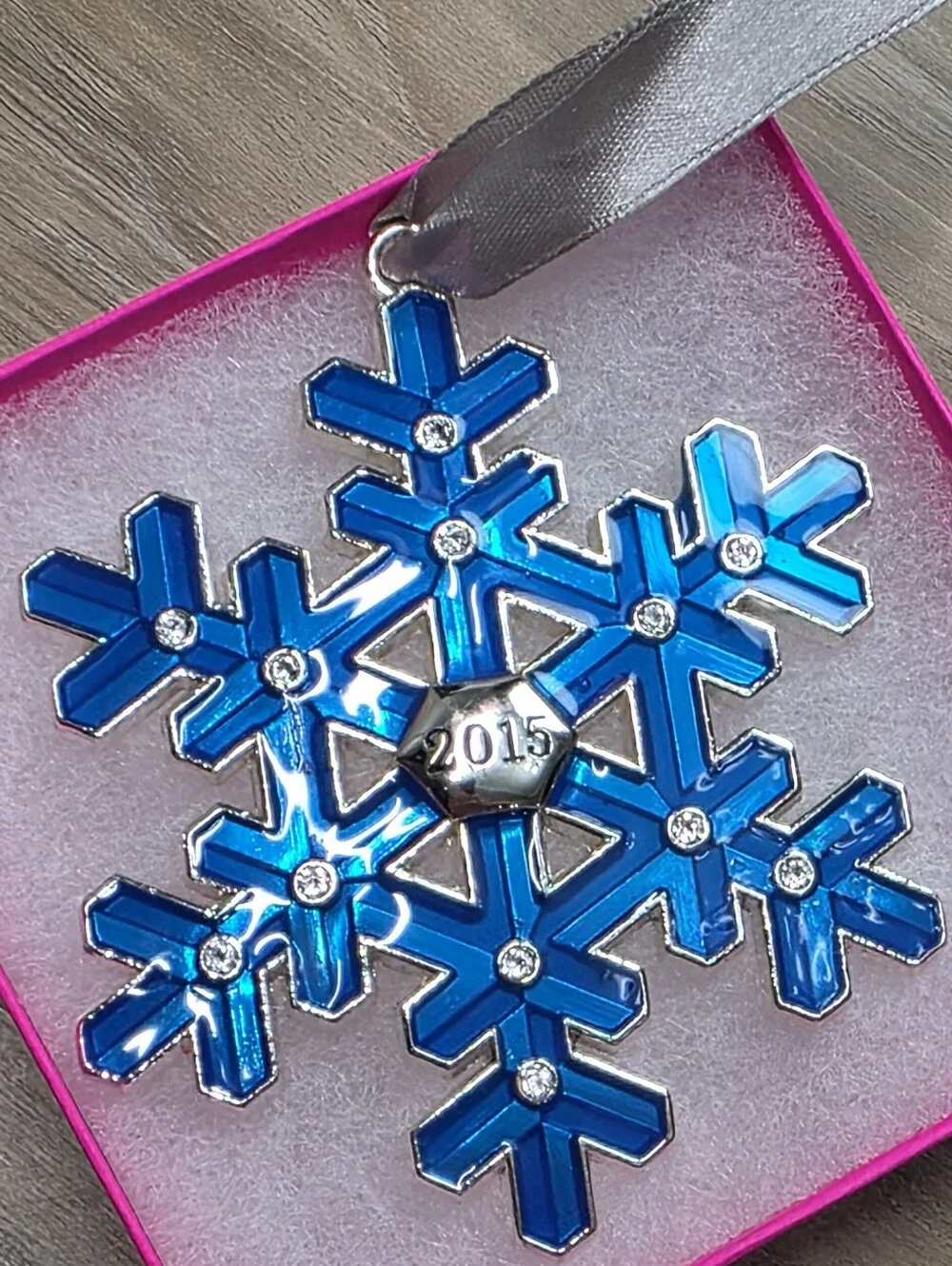 🔸️Harvey Lewis Blue 2015 Snowflake Swarovski Crystal Embellishment Ornament